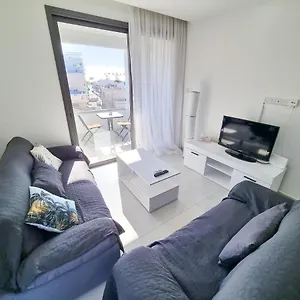 Sea La Vie Seaview Apartment Larnaka